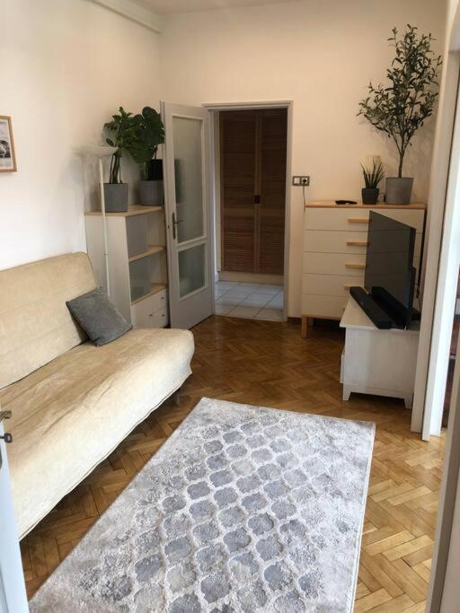 Apartament Awesome, 15 Mins To Center Budapesta